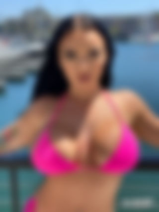 Payton Has A Friendly Face