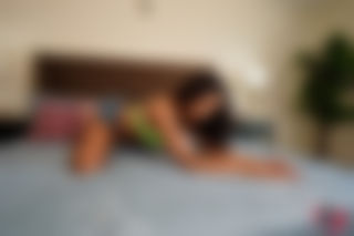 Skyla's Sizzling LA Encounter with a Curvy Goddess